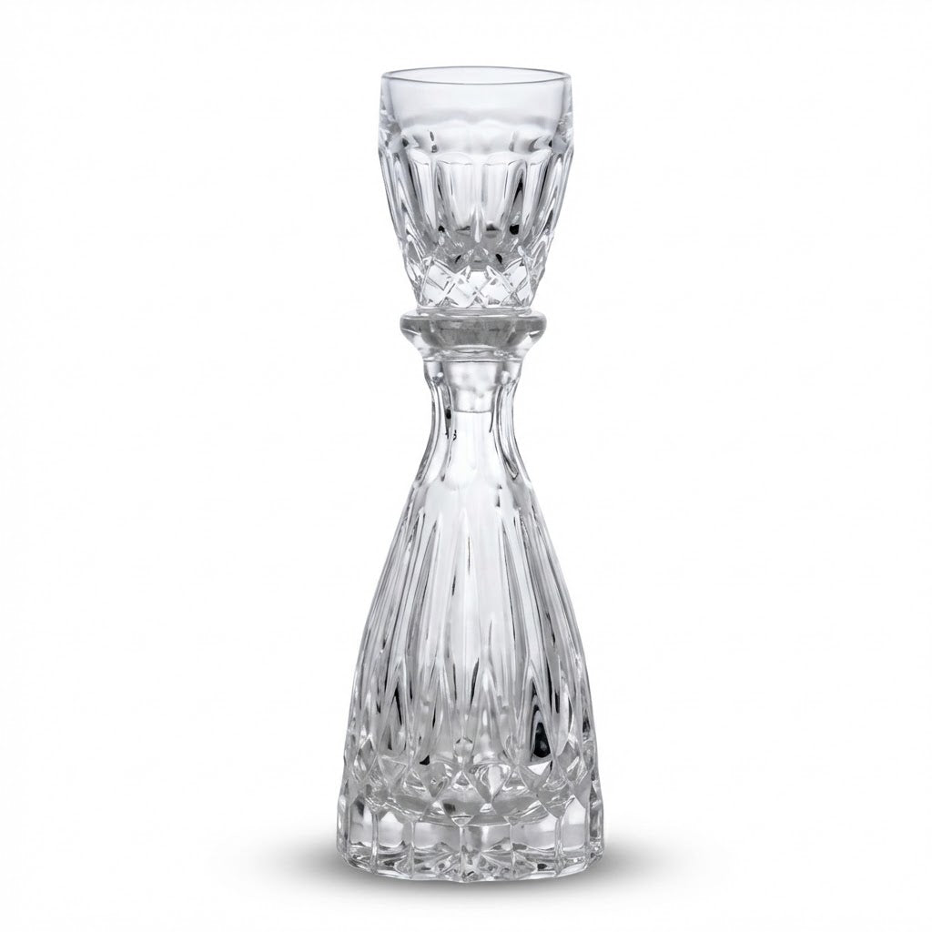 Przeźroczysta karafka kryształowa Bohemia 140ml do wódki i likieru, widok z przodu.