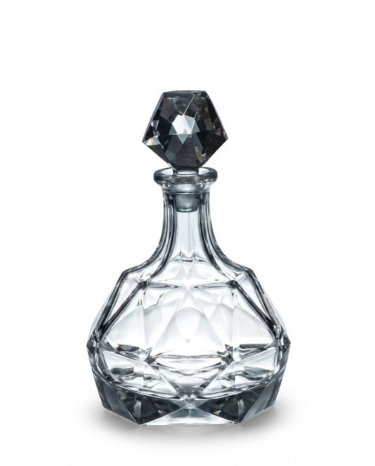 Karafka kryształowa do whisky Bohemia Havana 500ml o geometrycznym kształcie.