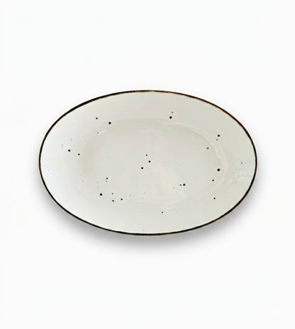 Biały owalny półmisek porcelanowy Bogucice Cottage White 31 na 20 centymetrów