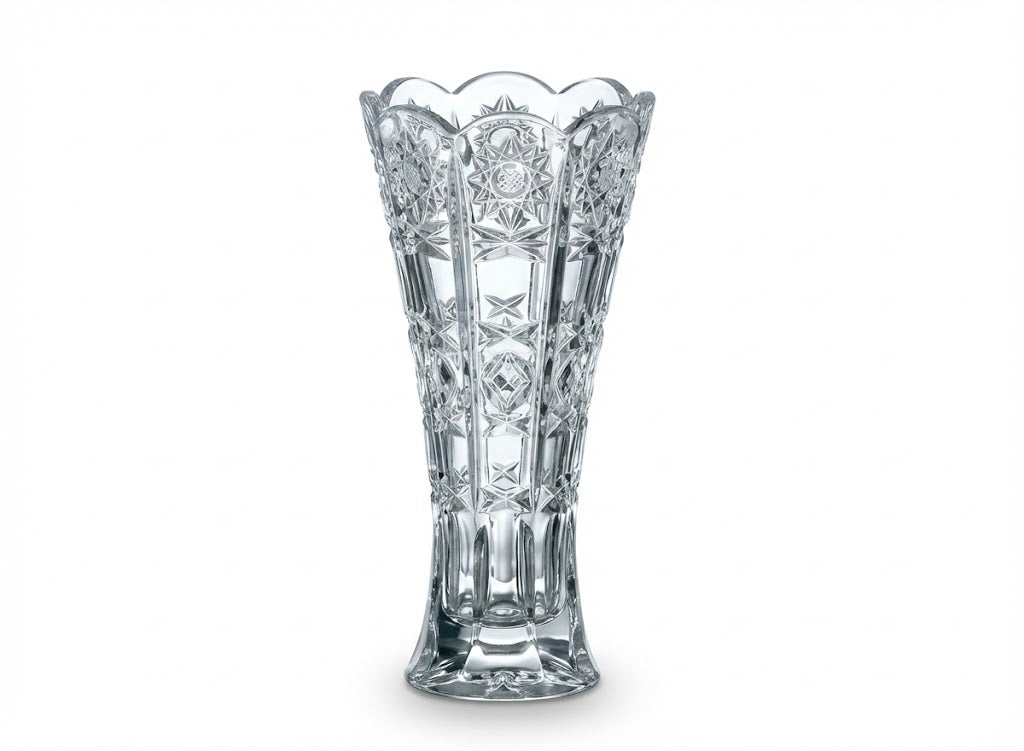 Wazon kryształowy Bohemia 20cm, widok całej sylwetki.