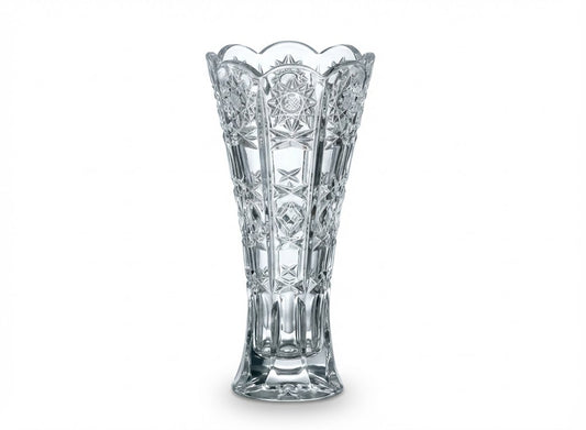 Wazon kryształowy Bohemia 20cm, widok całej sylwetki.